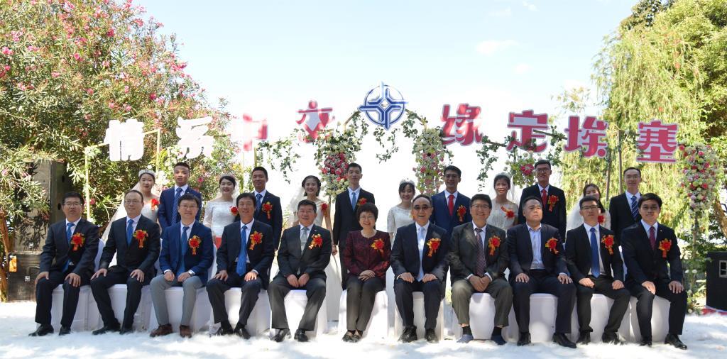 1578901577217809.jpg 領導合影_看圖王1111.jpg